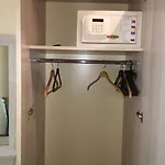 Amida House Aparthotel