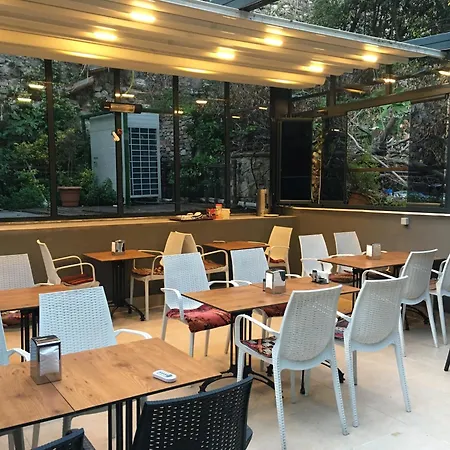 Amida House 3*