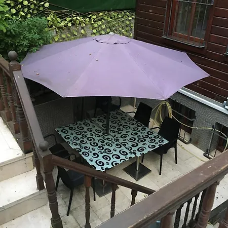 Amida House