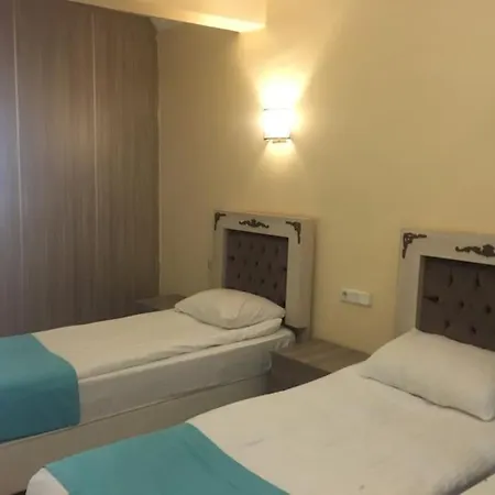 Amida House Apartahotel 2*