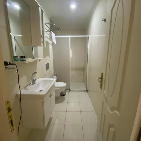 Amida House 3*