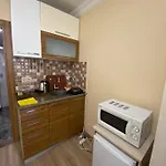 Amida House Aparthotel
