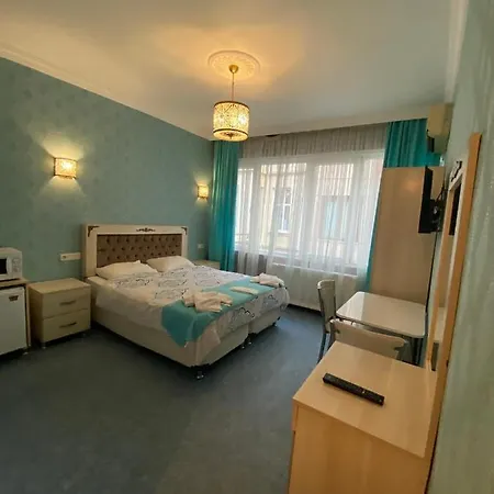 Amida House 3*
