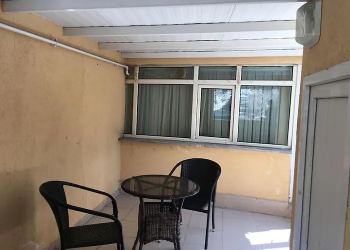 Aparthotel Amida House 3*