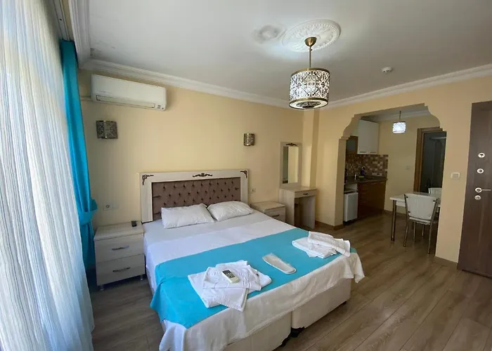 Amida House Aparthotel 3*