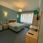 Amida House 3*